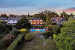 Drone shot of the house - click for photo gallery